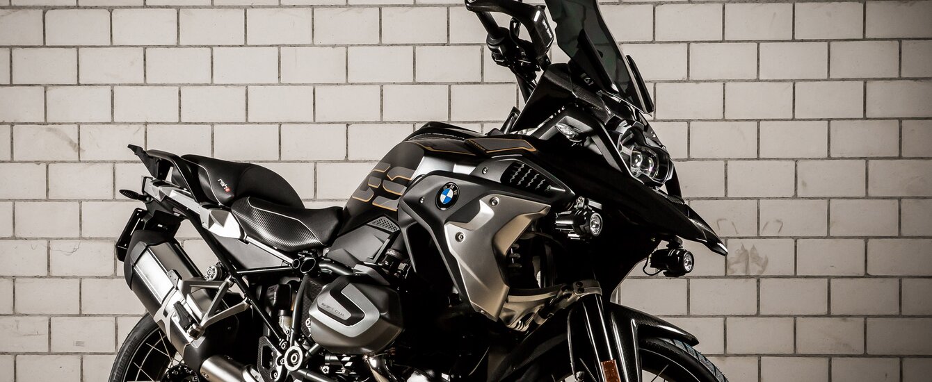 BMW Motorrad R 1250 GS Gesamtansicht Räder unten sind nicht zu sehen | © Moto Mader AG